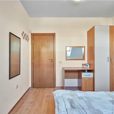 Apartamento Charming 1-bedroom In Ravda By Flat Mаnаger *