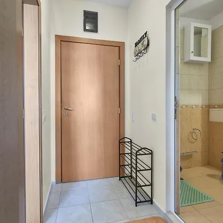 Apartamento Charming 1-bedroom In Ravda By Flat Mаnаger