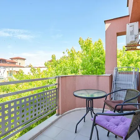 Charming 1-bedroom In Ravda By Flat Mаnаger Nesebar